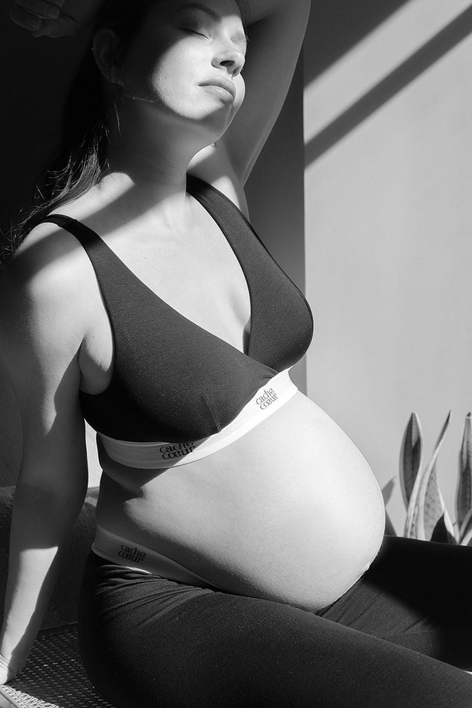 Fekete párnázatlan kismama melltartó Life